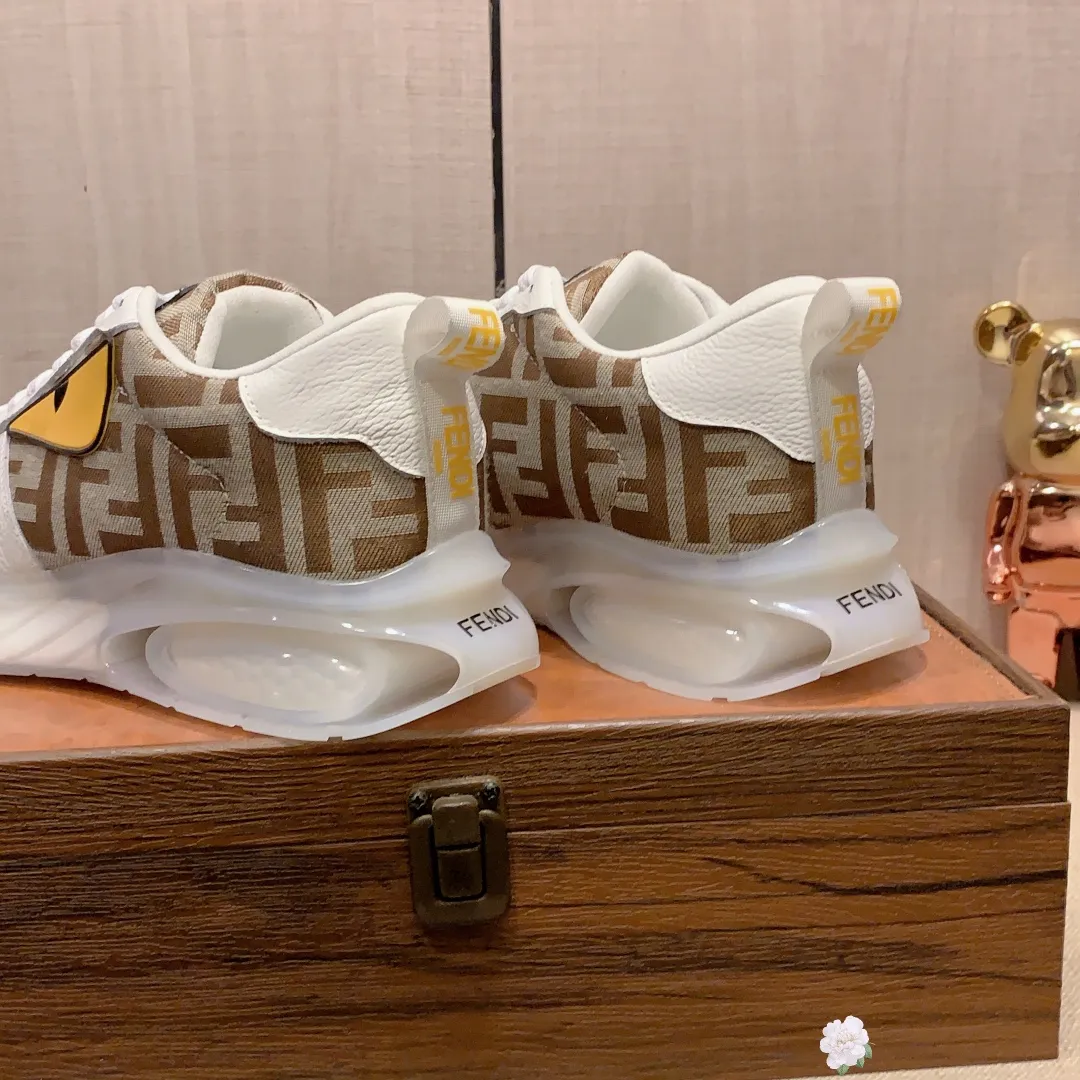 Men's men's shoes💰460💰💰🎩🎩[Lightning][Lightning] "FENDI*" The latest and most popular casual shoes, top brand [Seduce] luxury~purchase, top~quality. [Strong] The upper is made of imported breathable cowhide with material ➕ breathable sheepskin feet (•) and fine workmanship. The original stylish and stylish soft rubber wear-resistant and non-slip outsole is light and comfortable on the feet. The real thing looks better when taken in real life. 013: code: 38-44, 3️⃣ colors